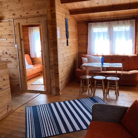 Alojamento de Turismo Selvagem Letniskowe Kalem Zabin (West Pomeranian)